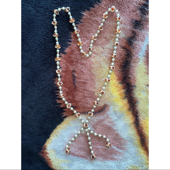 Neckless - Picture 2 of 2